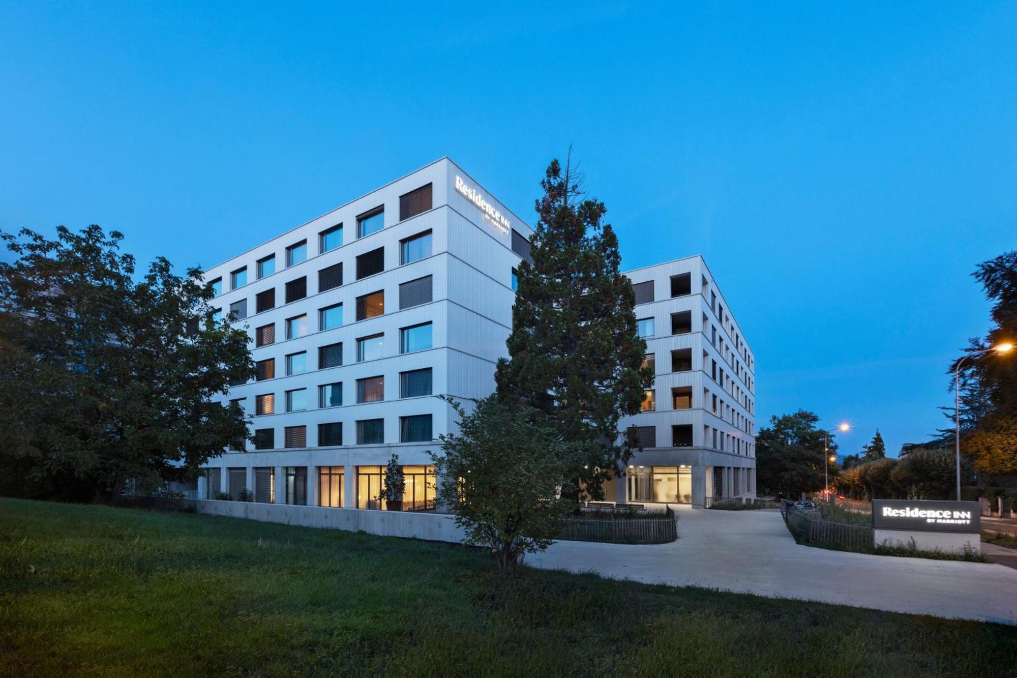 Residence Inn By Marriott Geneva City Nations Екстер'єр фото