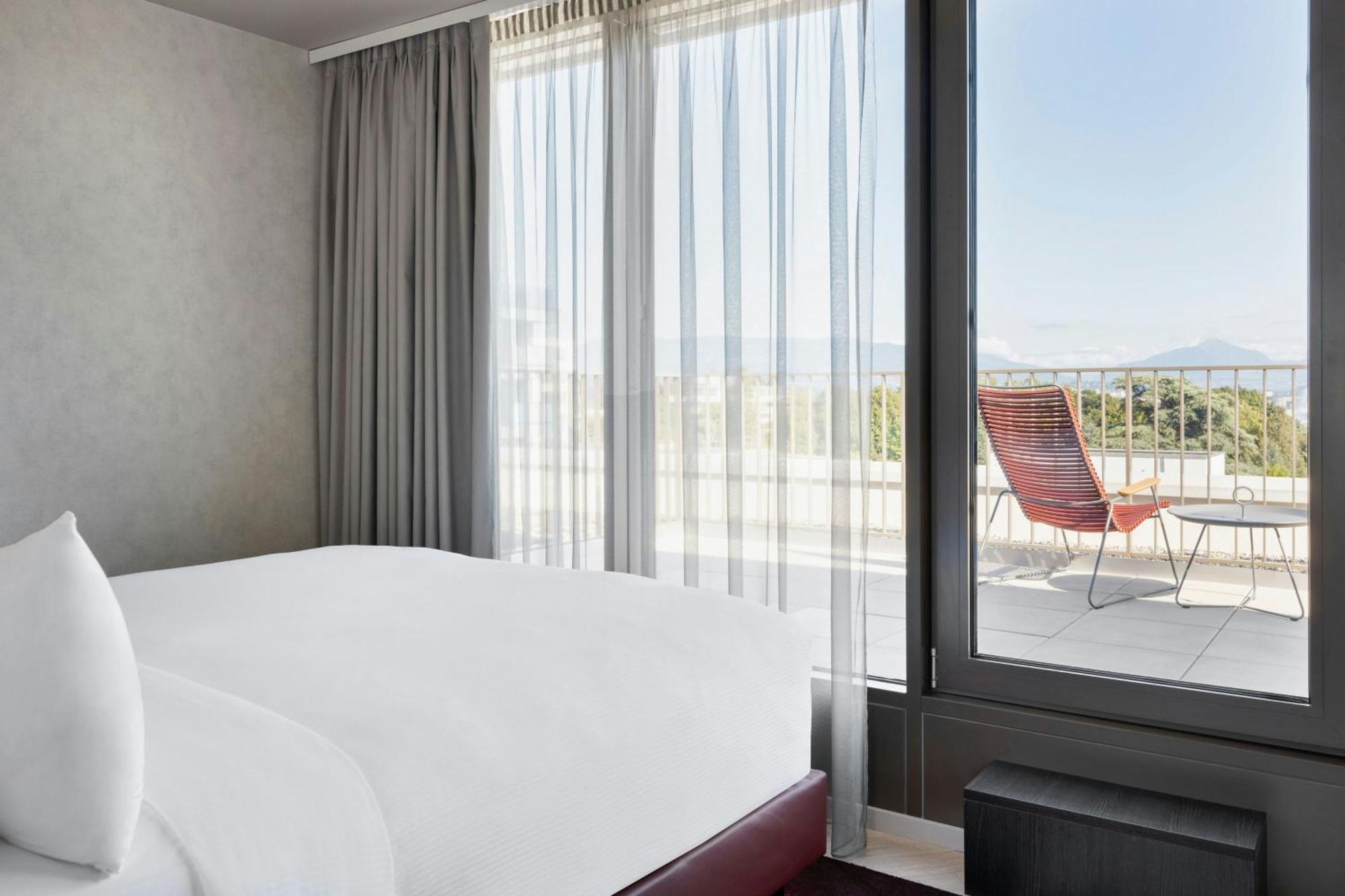 Residence Inn By Marriott Geneva City Nations Екстер'єр фото